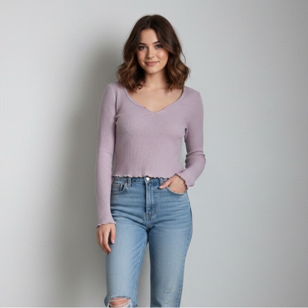 Forever 21 Ribbed Purple Crop Top with Scalloped Neckline